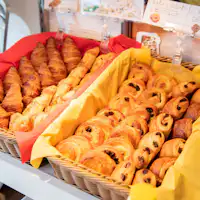 ขนมปังอบสดใหม่ที่เปลี่ยนไปในแต่ละวัน