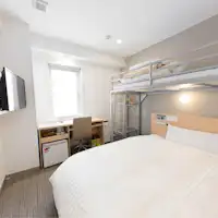 Dilengkapi dengan tempat tidur double dan tempat tidur loteng