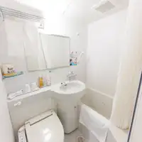 Semua kamar dilengkapi dengan unit kamar mandi.