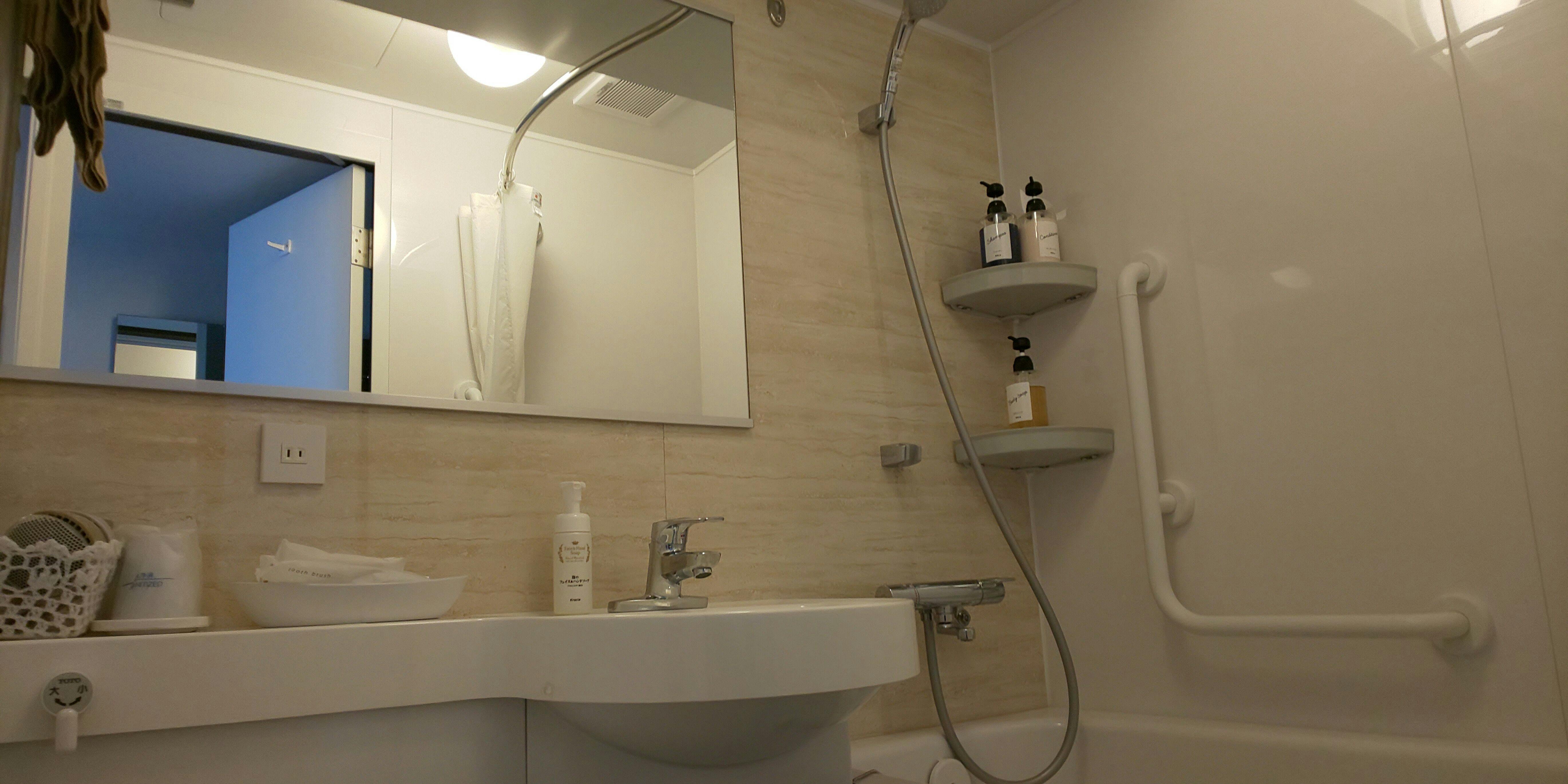 ห้องเดี่ยวสไตล์ญี่ปุ่นโมเดิร์นพร้อมห้องน้ำ