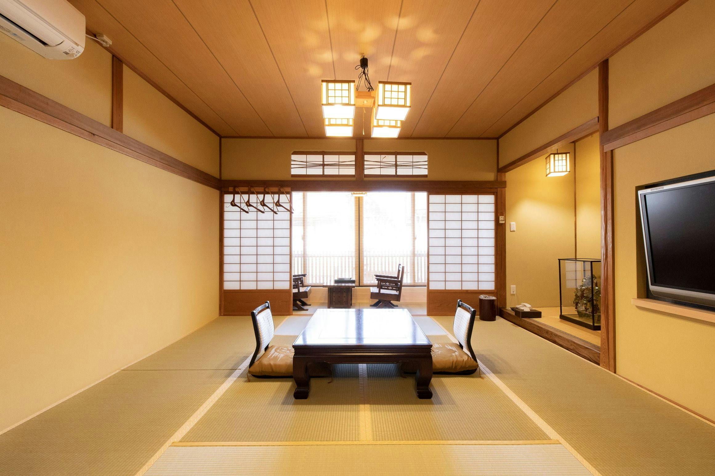 Dorogawa Onsen Kakujin
