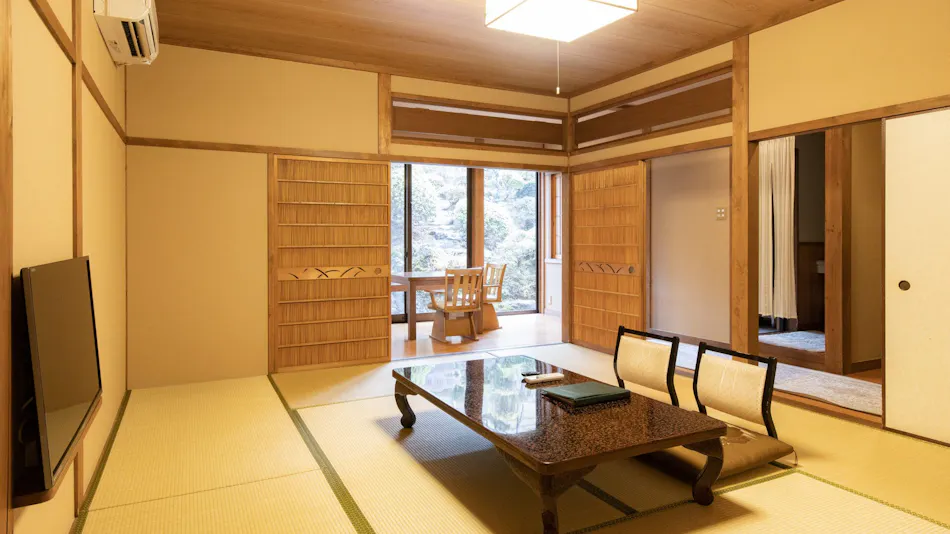 Dorogawa Onsen Kakujin