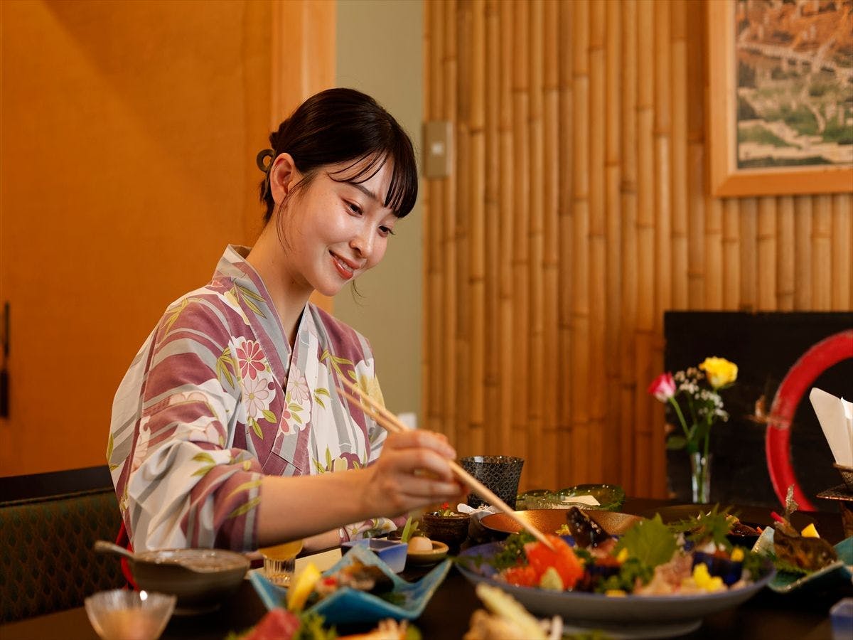 Dorogawa Onsen Kakujin