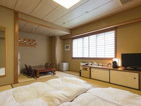 ターミナルホテル東予