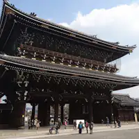 【เดิน 12 นาที】ประตูมิคาโดะ วัดฮิกาชิฮงกันจิ