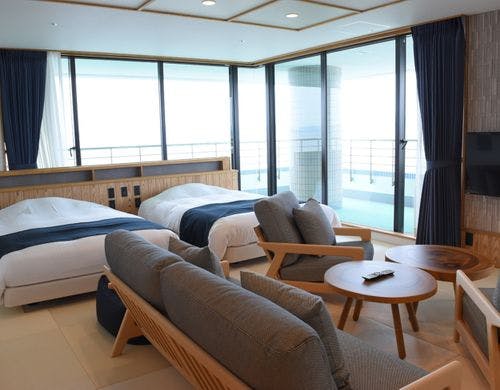 【8F 角部屋/和モダン】壁掛け装飾