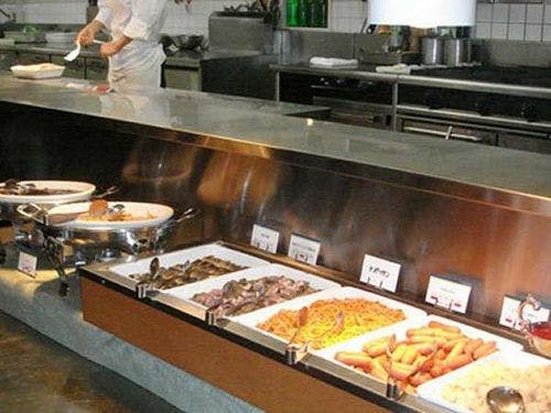 朝食バイキング