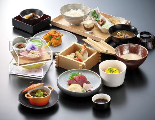 和食会席＜春＞｜一例