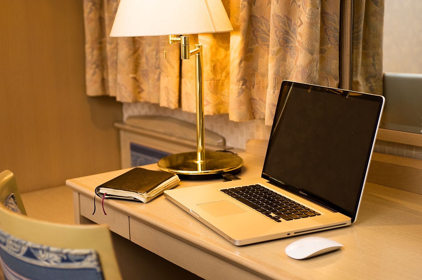 Juga dapat digunakan untuk keperluan bisnis.