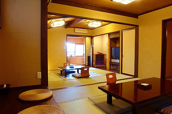 Hida Takayama Futari Shizuka Hakuun