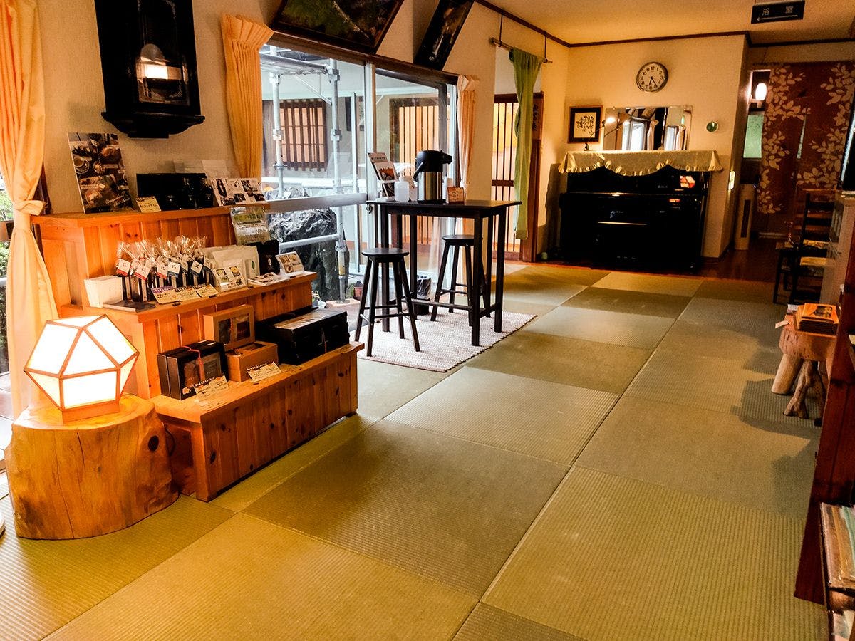 Lobi / Kenangan tentang kebaikan penduduk Umegashima