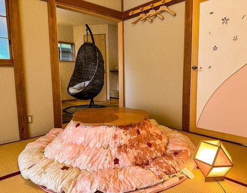 桜をモチーフにしたインテリアのお部屋。