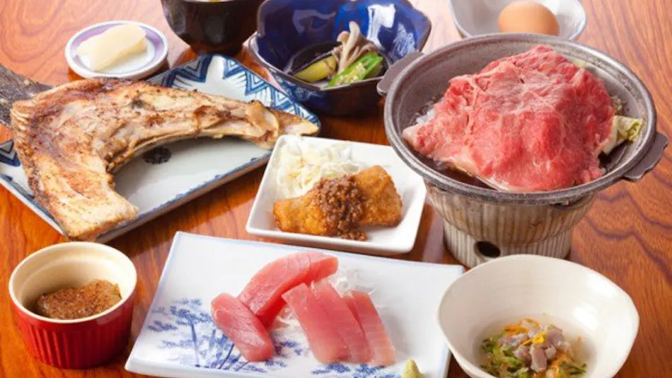 Inn Wakadake: Tuna and Local Sake Inn