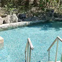 บ่อน้ำพุร้อนกลางแจ้ง