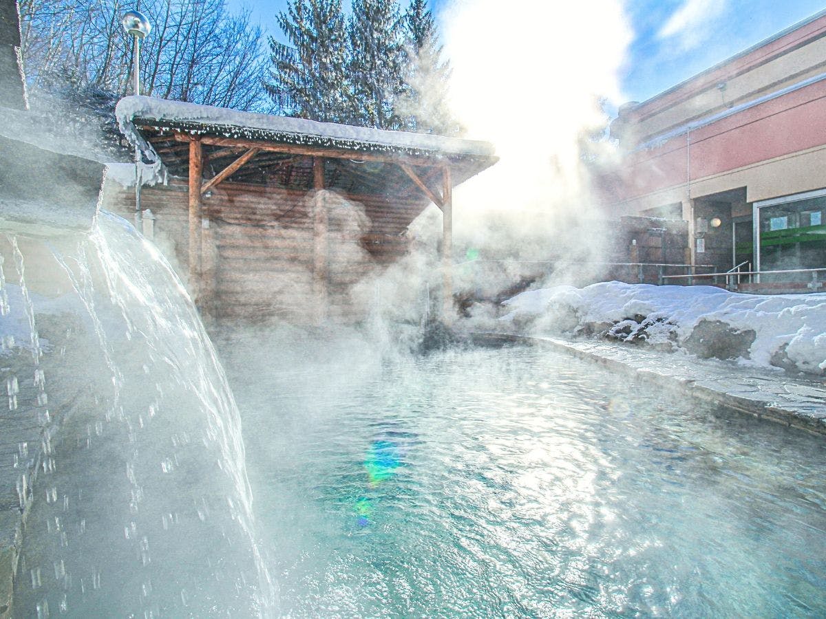 Ryokan Shiobetsu Tsurutsuru Onsen