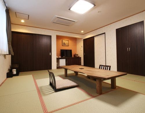 *客室一例