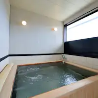 *ตัวอย่างห้องอาบน้ำสาธารณะ