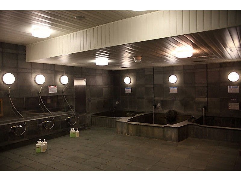 ซาวน่ากีฬา - เวลาให้บริการ: 16:00 - 22:00