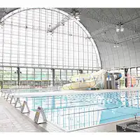 Kolam renang air panas dalaman_Waktu operasi dari 9 pagi hingga 10 malam