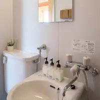 ・<Contoh kamar mandi>