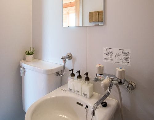 ・＜バスルーム一例＞