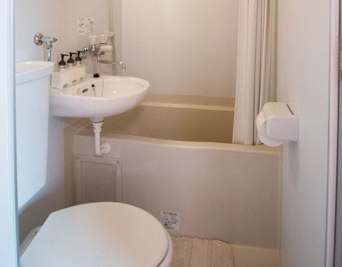 ・＜バスルーム一例＞