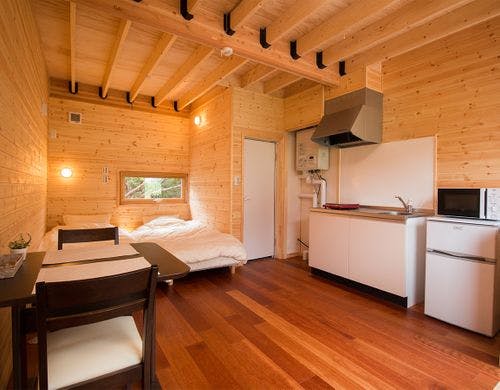 ・＜客室一例（ツイン）＞