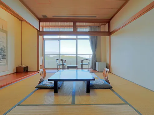 【ห้องพัก】ห้องสไตล์ญี่ปุ่นขนาด 10 เสื่อทาทามิ