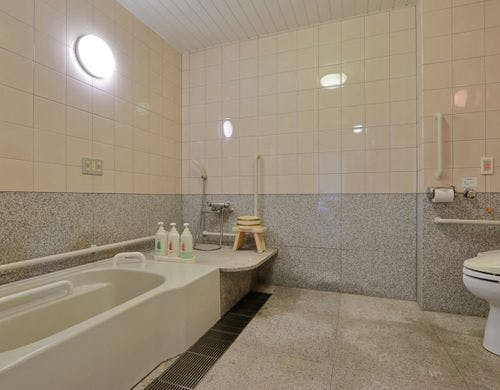 【客室】バリアフリーの特別室