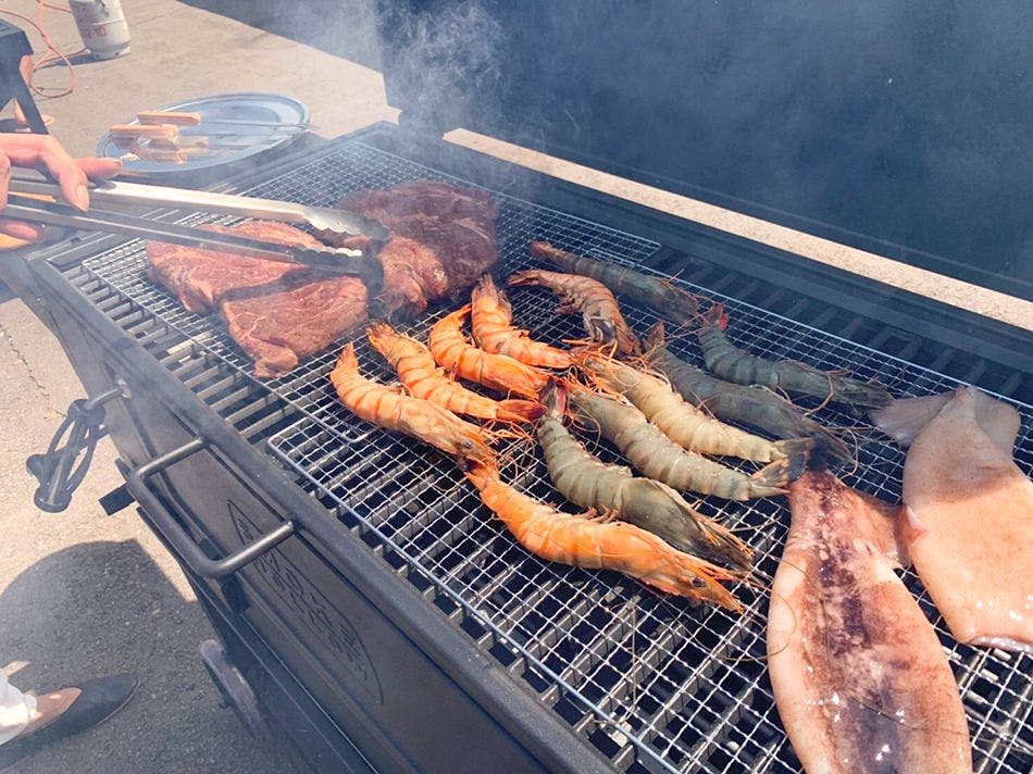 Pemandangan memanggang BBQ 1