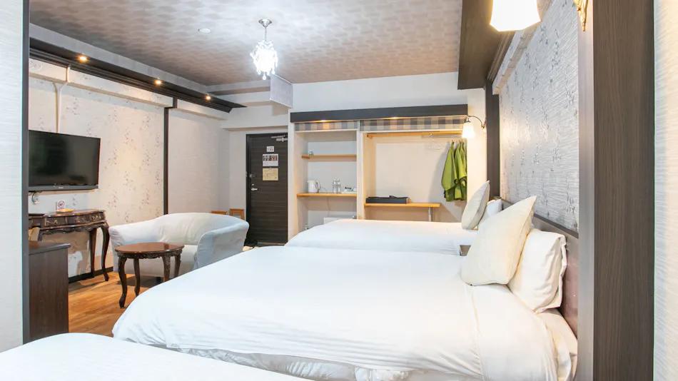 Yufuin Villa Shikisai Hotel