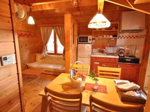 【青のコテージ】