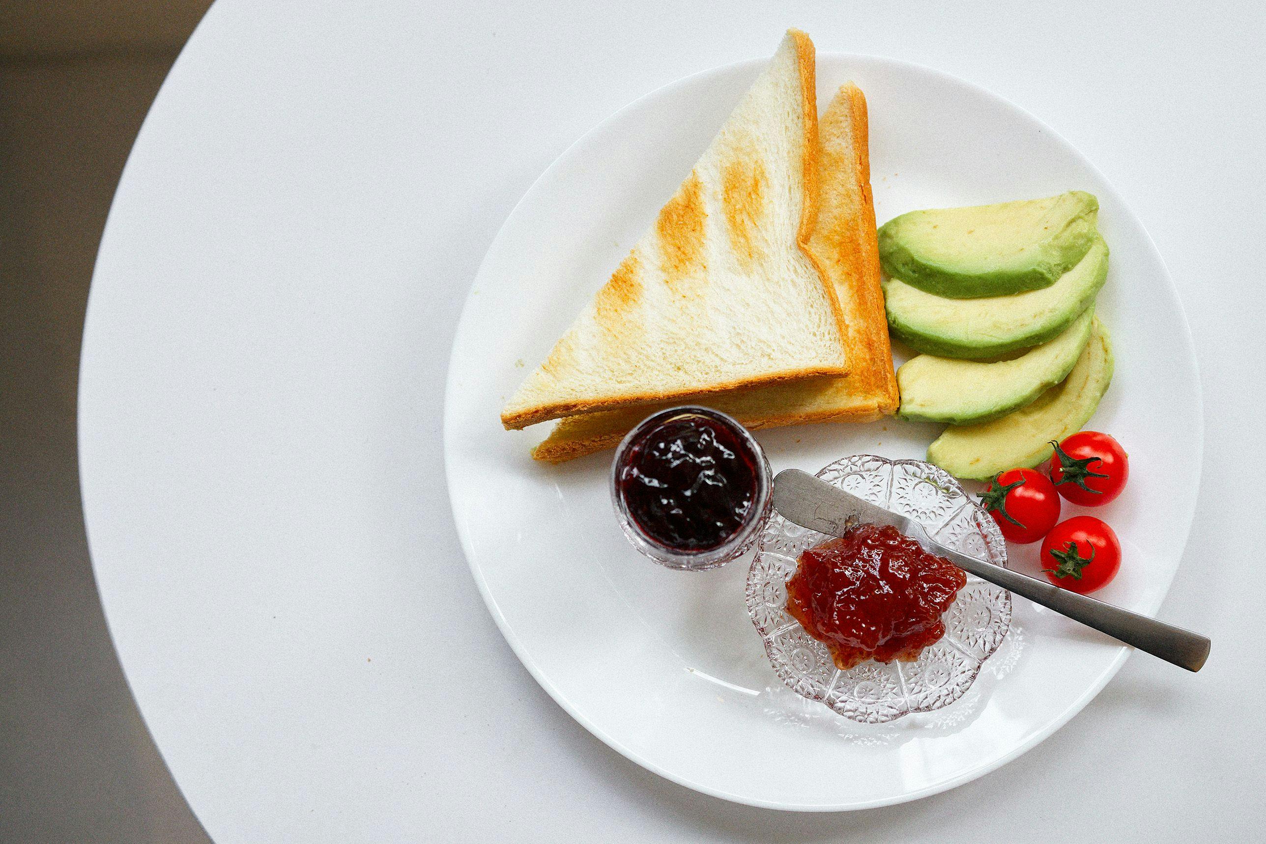 Bread, jam, and drinks (please bring any other items you may need).