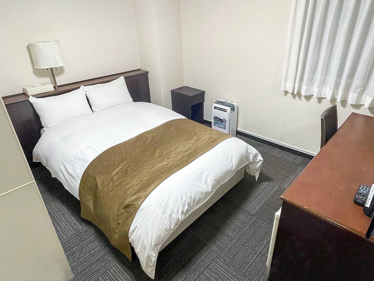 Takatsuki W&M Hotel