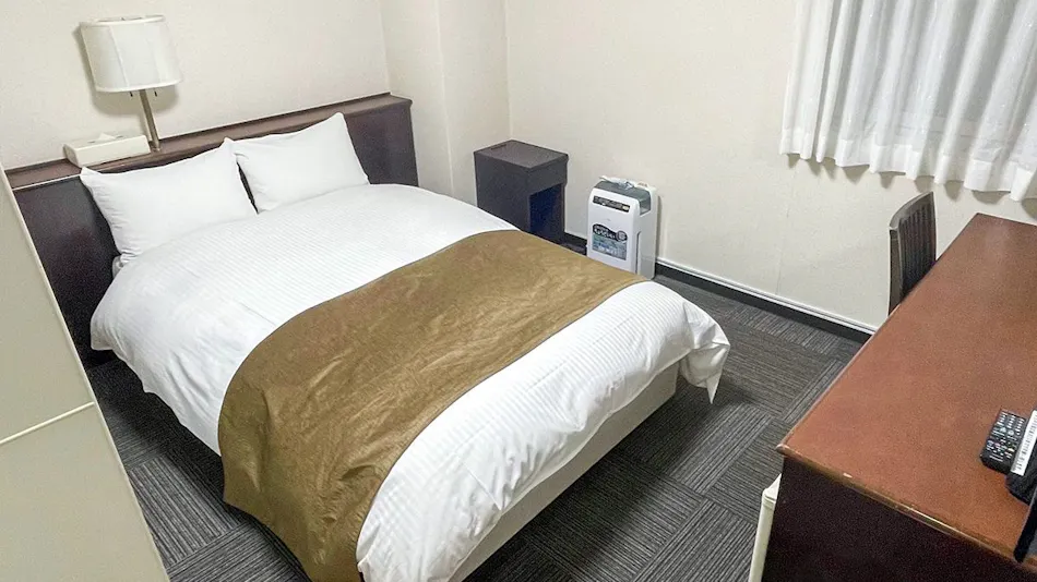 Takatsuki W&M Hotel