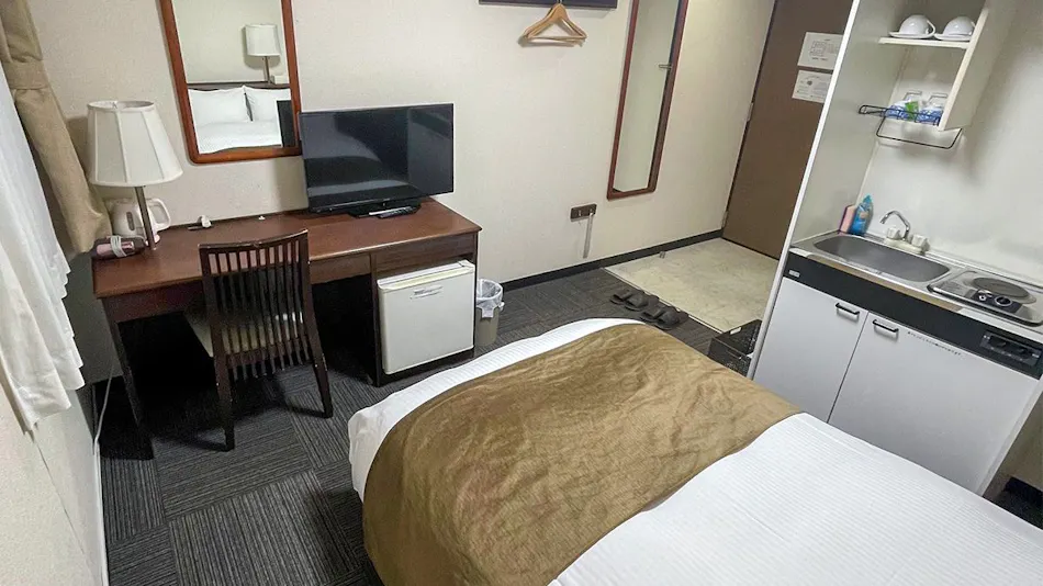Takatsuki W&M Hotel