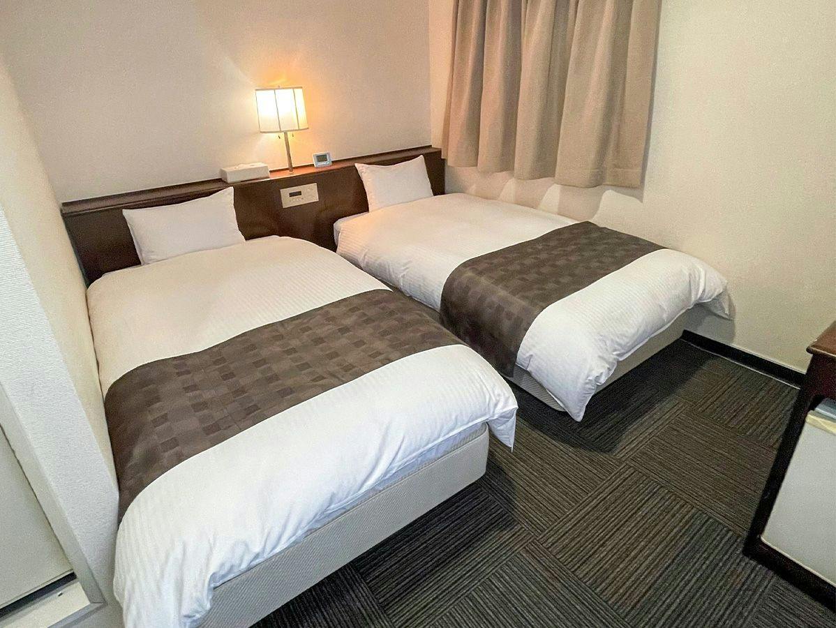 Takatsuki W&M Hotel