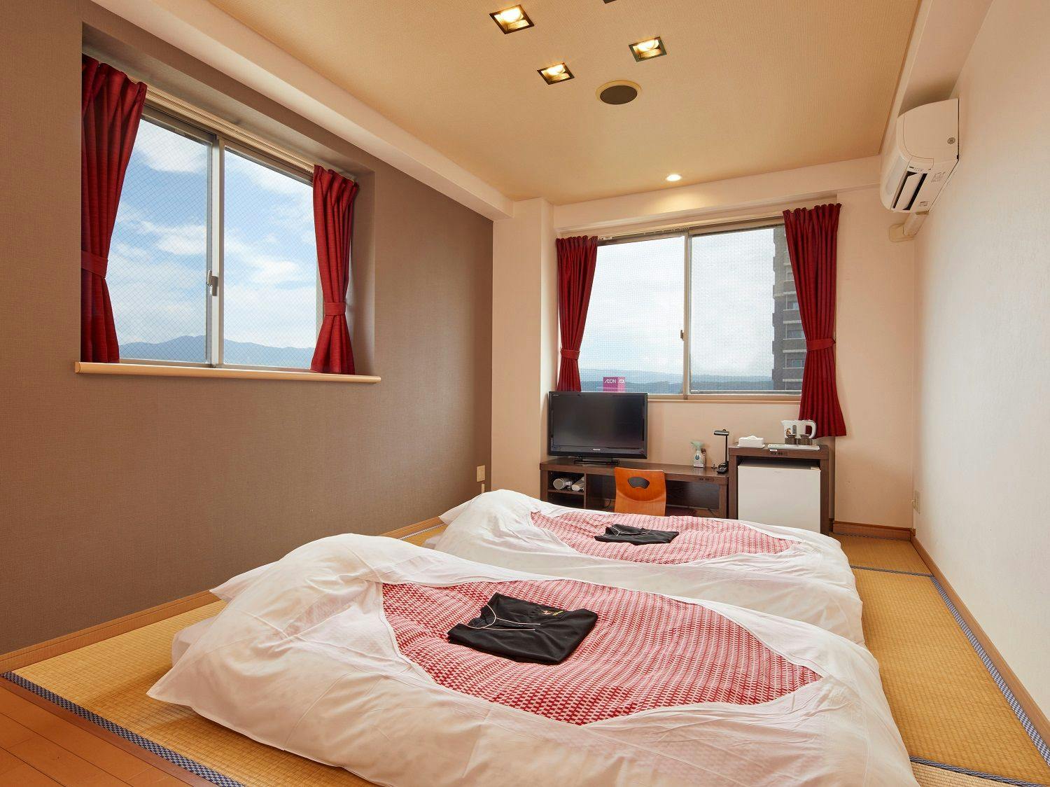DOMO HOTEL OZU