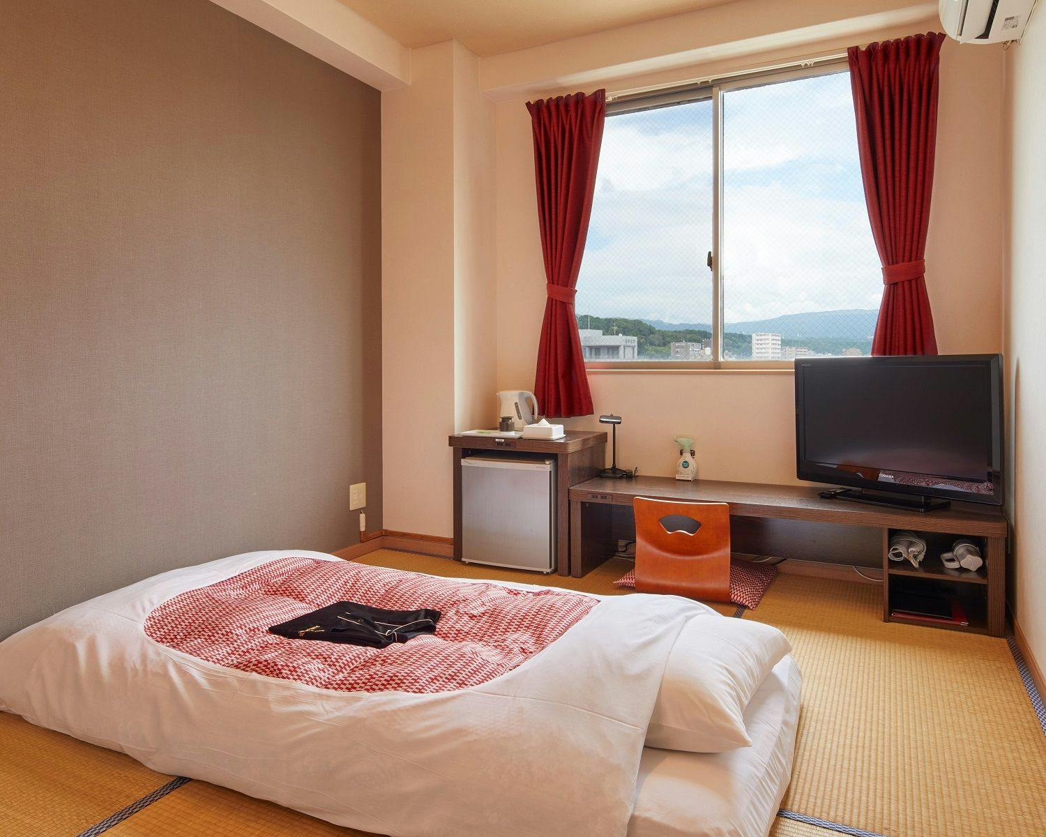 DOMO HOTEL OZU