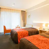 【楓樹雙人房】