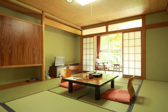 ห้องสไตล์ญี่ปุ่นพร้อมห้องน้ำ