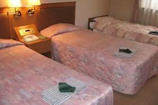 เตียงคู่ + เตียงเสริม