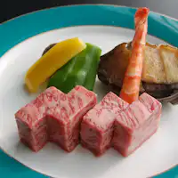 Sirloin A5 Wagyu Sendai dan Abalone Utuh