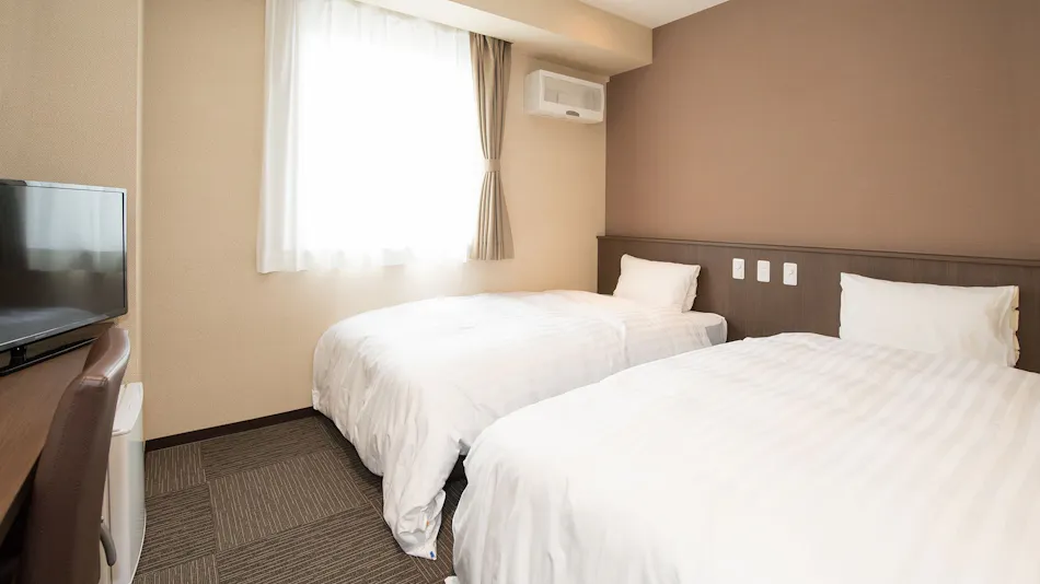 Kur and Hotel Isawa