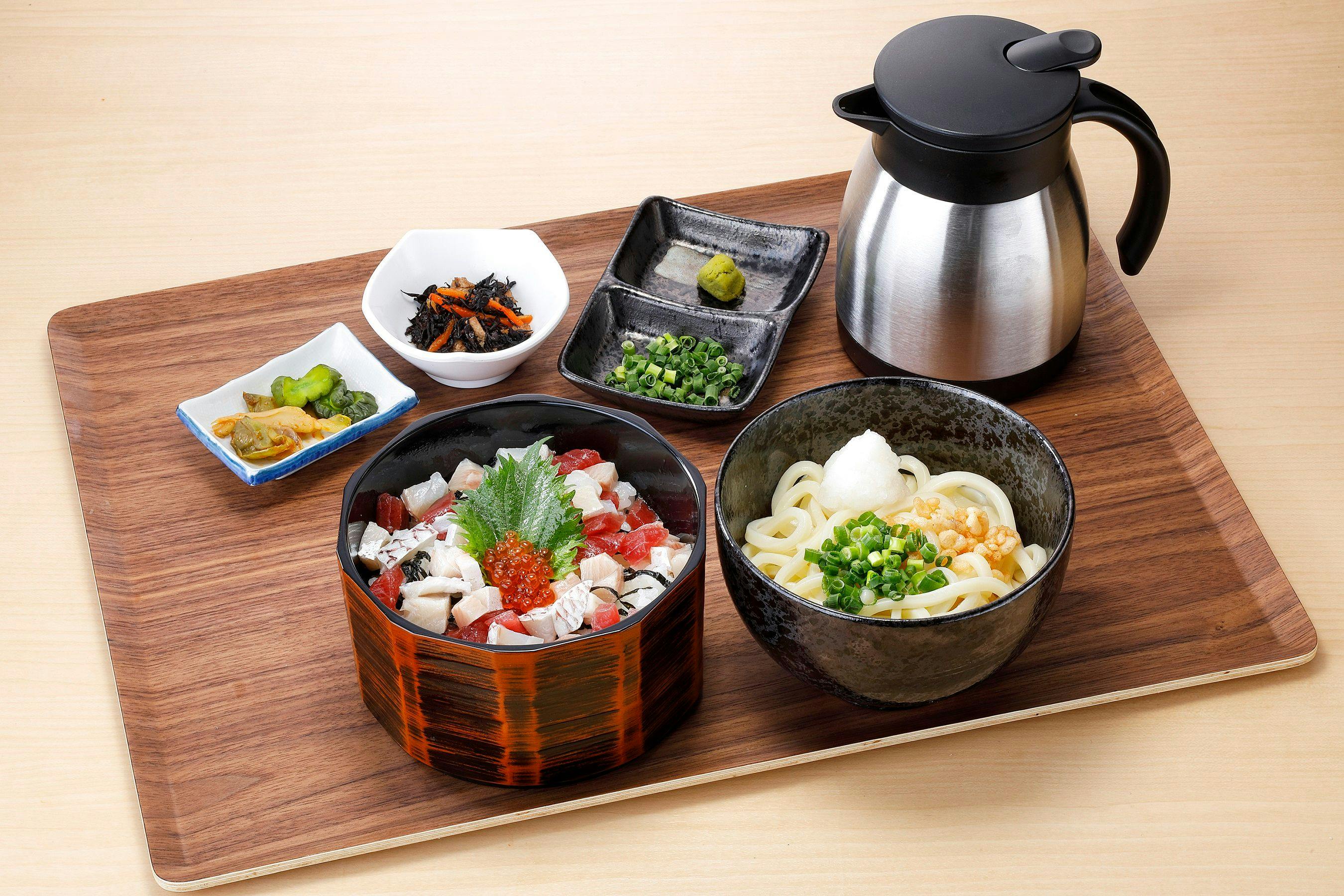 ข้าวอบหม้อดินหลากสี