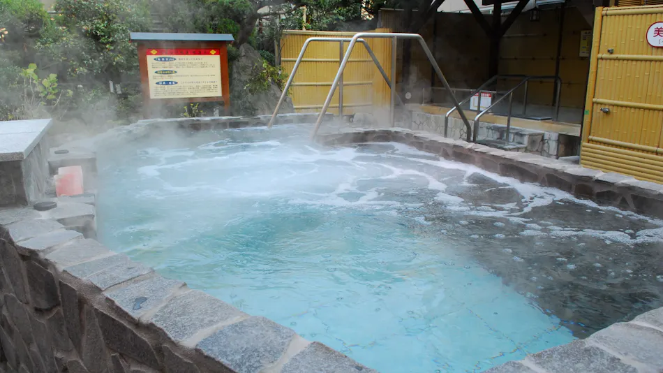 Kur and Hotel Isawa
