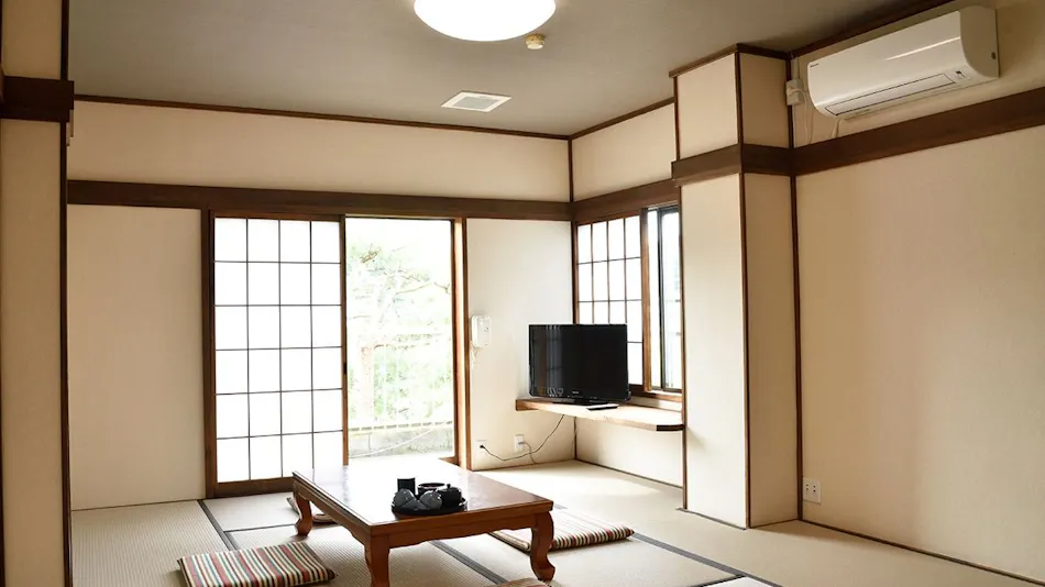 Nishitani Onsen Nakamori Inn