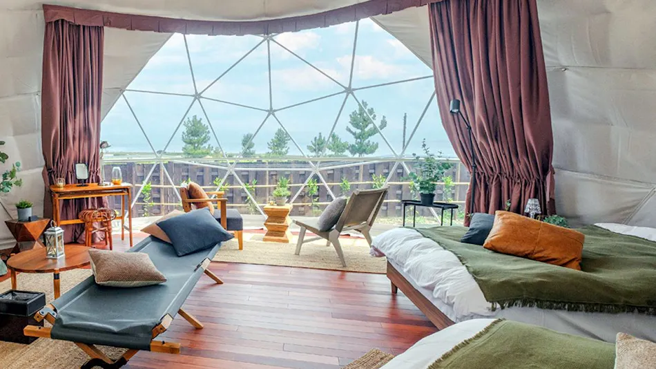 The Inn That Makes You Want to Relocate 'Immigre'