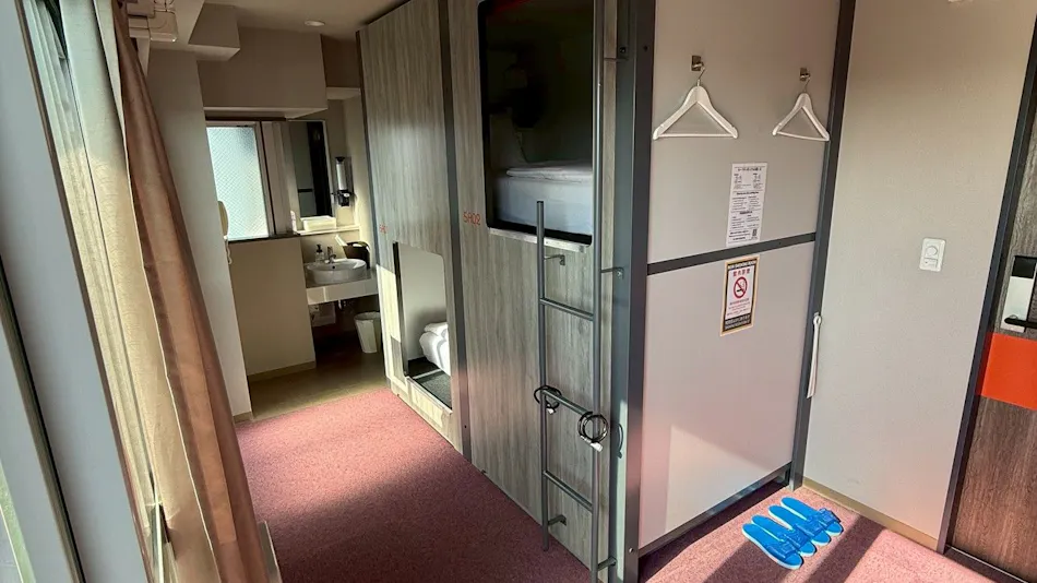 Beagle Tokyo Hostel & Apartments