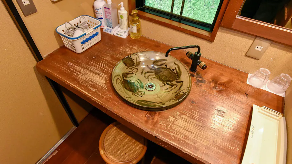 Hama Zen Ryokan: Inn with Semi-Open-Air Baths in All Guest Rooms